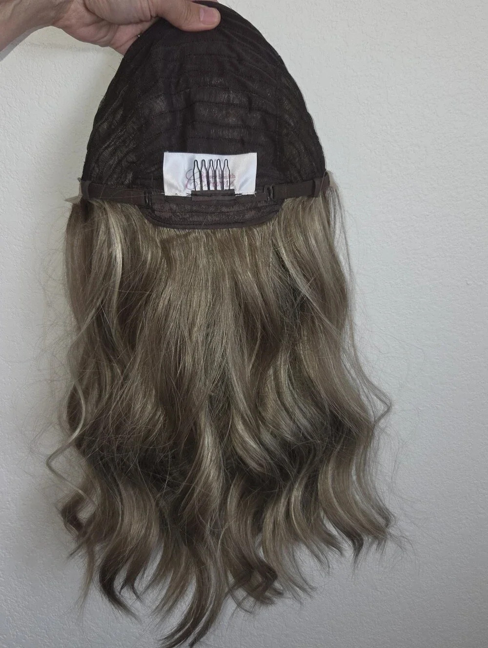 Chelsey Smith Crowns- Charmaine Wheat- Standard